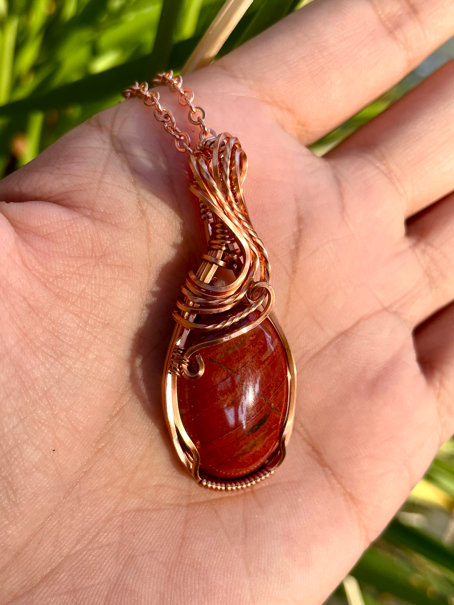 𝐴𝑔𝑛𝑖 • Red Jasper