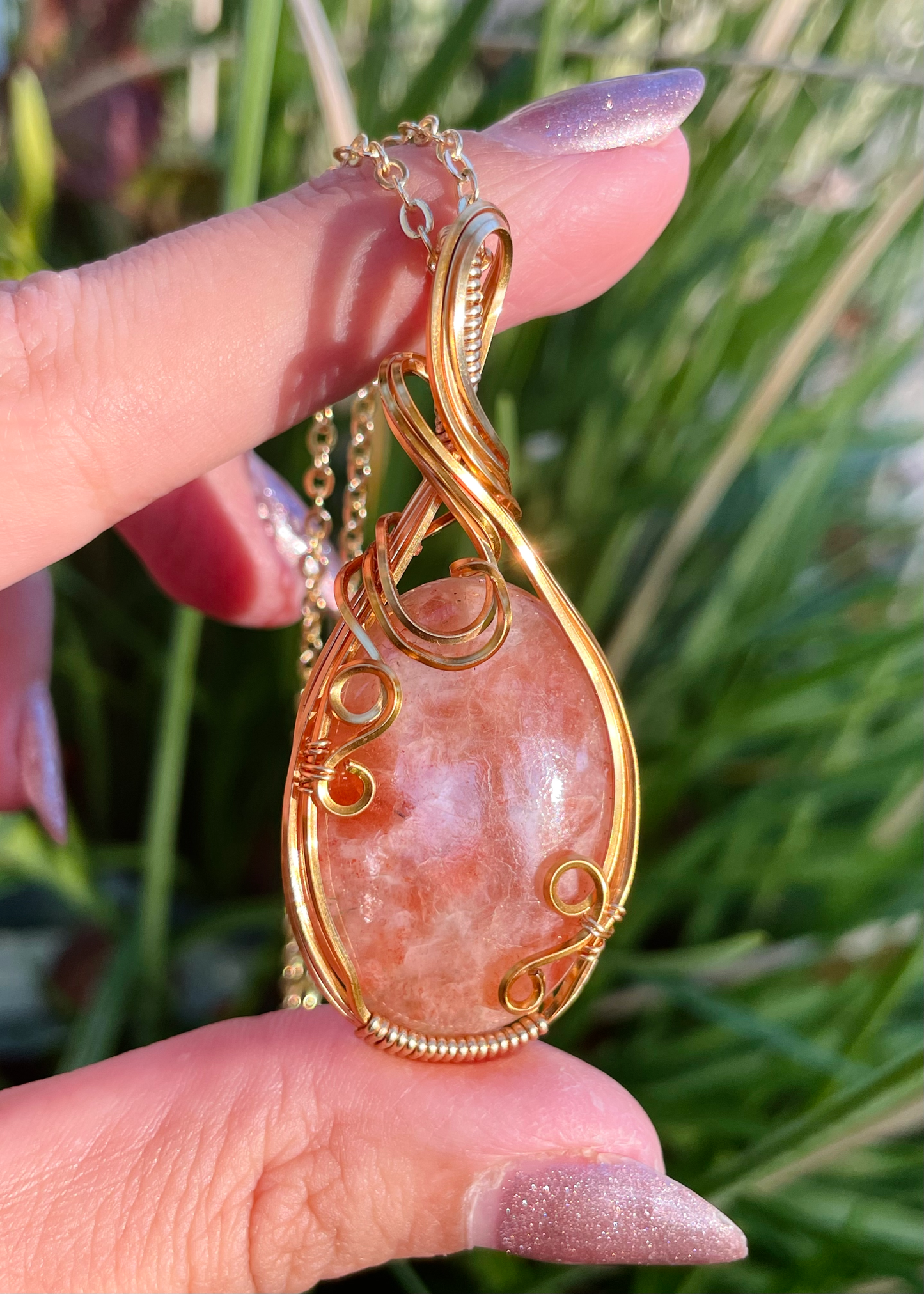 𝐴𝑚𝑎𝑡𝑒𝑟𝑎𝑠𝑢 • Sunstone