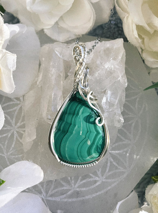 𝐿𝑜𝑟𝑒𝑙𝑎𝑖 • Malachite